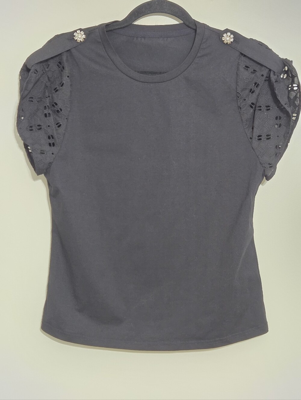 Twinset U&B Womens Lace Eyelet Sleeve Knit Top Gold-tone Rhinestone Buttons S